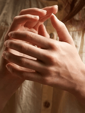 EFT hands png cropped